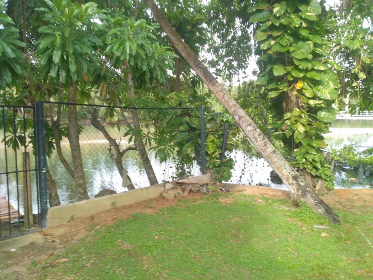 Villa Lagoonedge 希克杜沃 外观 照片